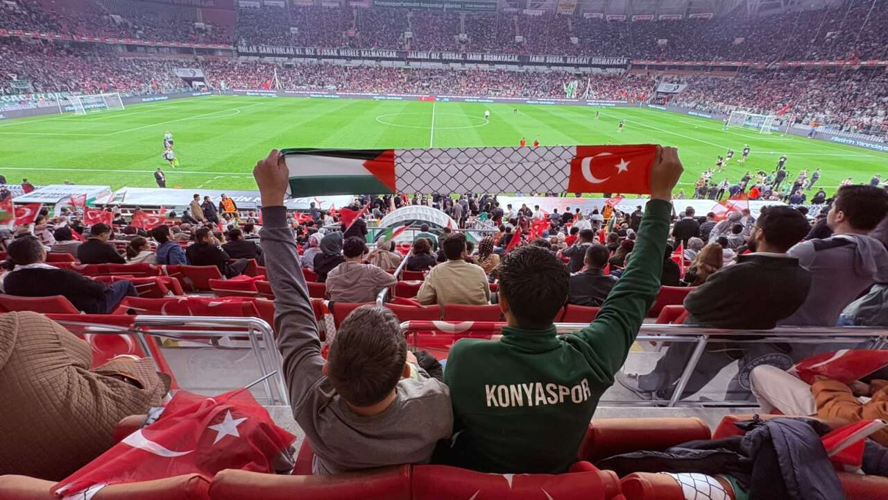 Konya’da tarihi gece! Kalpler Filistin için attı 9